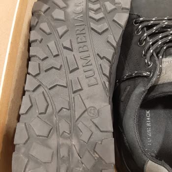 FLO Mağazasının Lumberjack Ayakkabının Arkasında Durmaması