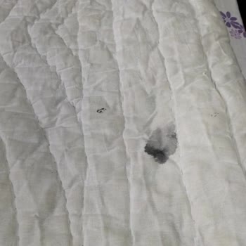 Beyaz İnci Halı Yıkama (Karabük) Yorganın Yırtılması Ve Renk Değişimi