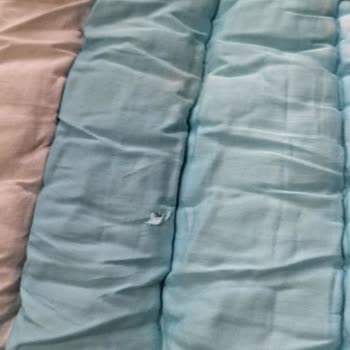 Beyaz İnci Halı Yıkama (Karabük) Yorganın Yırtılması Ve Renk Değişimi