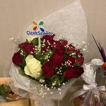 Çiçek Sepeti Farklı Ürün Göndermesi