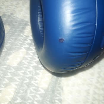 JBL Marka Kulaklığın Süngeri Delindi Garanti Kapsamına Girer Mi?