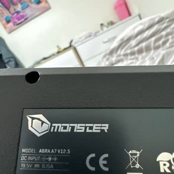 Monster Notebook 5 Uzun BİP Sesi