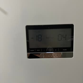 Bosch Marka Buzdolabı Abartılı Sesler Çıkarıyor