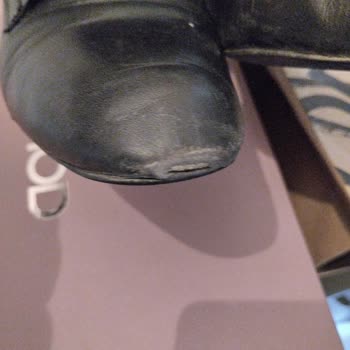 Derimod Şikayet Kalitesiz Ve Çözümsüz Bir Marka