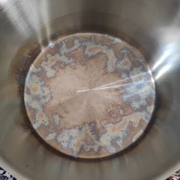 Emsan Konik Tencere Dibi Renk Değişimi