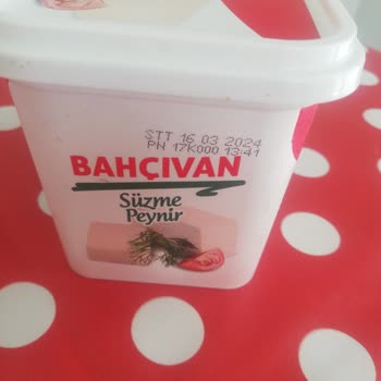 Migros Tarihi Geçmiş Peyniri İndirim Adı Altında Satıyor