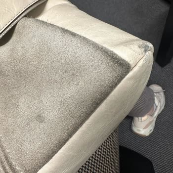 Elle Ayakkabı Deri Çanta Soyuldu, Fermuarı Bozuldu, Kolu Kopmak Üzere!