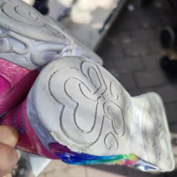 Skechers 3 Günde Tabanı Ezildi, Deforme Oldu