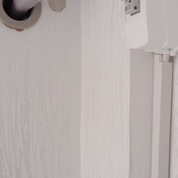 Arçelik Klima Montaj Elemanı Dövmediği Kaldı Bir