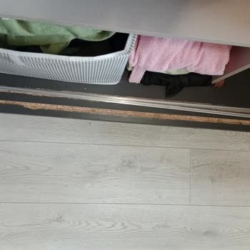 Lammons Mobilyalarım Elimde Kaldı!