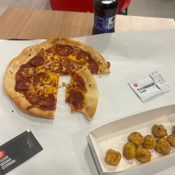 Pizza Hut Pizza Boyut Problemi
