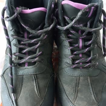 FLO Mağazasından Alınan Kinetix Marka Kızımın Bir Sezon Gidemediği Bot