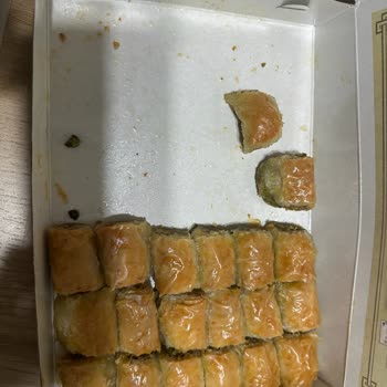 Hacı Bozan Oğulları Baklava Bayat Çıktı