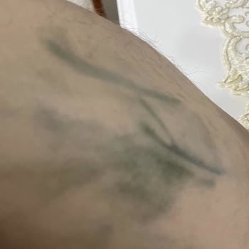 Merve Dağlı Pişmanlıktır Üründen Zift Gibi Boya Akıyor!