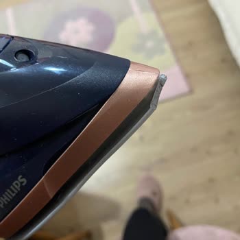 PHILIPS Ev Aletleri Philips Azur 7500 Series Ütü Tabanı Kırıldı