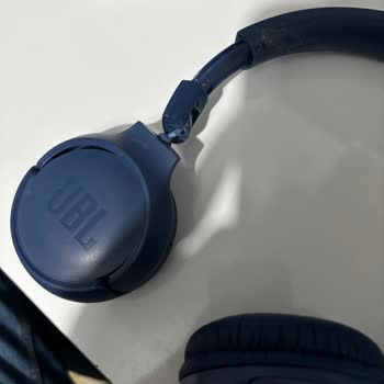 JBL 560BT Kulaklık Kırıldı