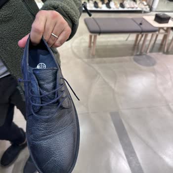 Elle Ayakkabı Elle İki Ayakkabı Mağduriyeti