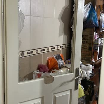 Vestel Marka Daha 7 Yıllık Buzdolabı Evde Bomba Gibi Patladı