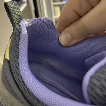 Skechers Müşteri Memnuniyetsizliği Hk.