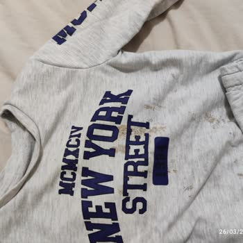 Kosla Leke Çıkarıcı Leke Çıkarmak Yerine Leke Yapıyor