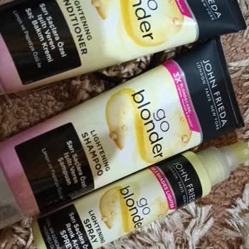 John Frieda John Freda Saçı Kopartıyor