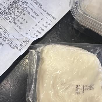 Taze Pazar Peynirden Kıl Çıktı