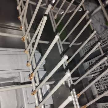 Samsung Bulaşık Makinesinin Alt Sepetinin Paslanması