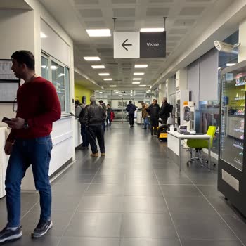 Mais İzmir Renault Mais Bornova İlgisizliği