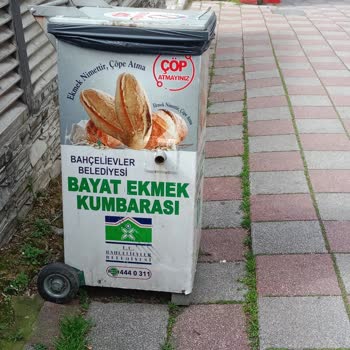 İBB - İstanbul Büyükşehir Belediyesi Ekmek Konteyneri Konulmasını İstiyoruz