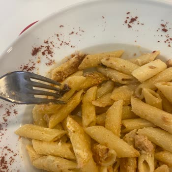 Özdemir AVM'de Makarna Hayal Kırıklığı