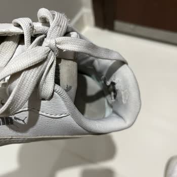 Amazon Sitesinden Alınan Puma Ayakkabının İç Kısmının Yırtılması