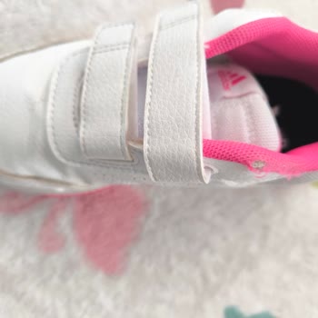 Adidas Kullanıcı Kaynaklı Diyor
