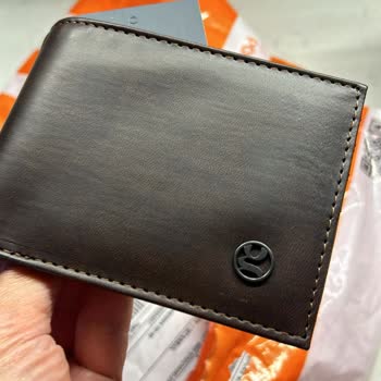 FLO Ayakkabı İlgilenmiyorlar Umurlarında Bile Değil