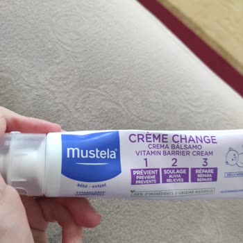 Mustela Krem Sivilce Şikayeti