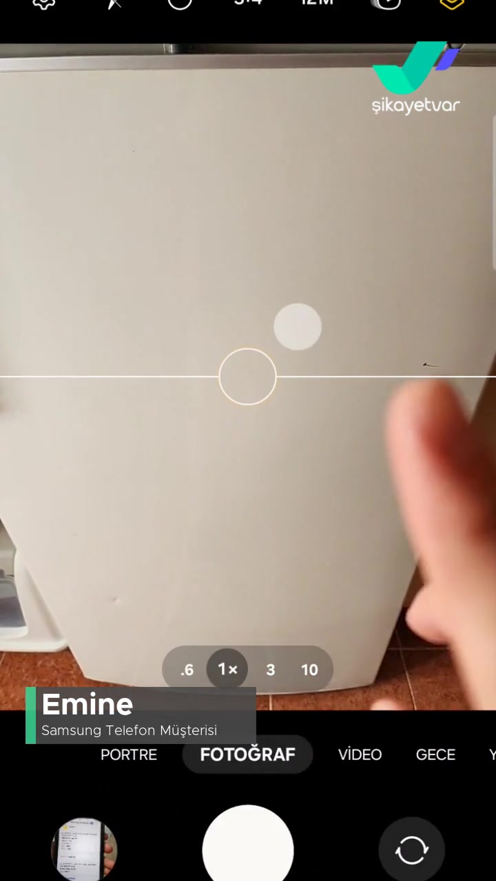 Samsung Telefon Kamerada Çizgi Fotoğraf Çekerken videonun kapak resmi