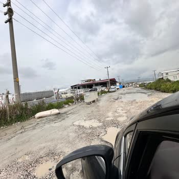 Defne Belediyesi Hatay'da Bitmeyen Çukurlar