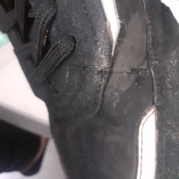 Deichmann Pişmanlığı Pahalı Ve Kalitesiz