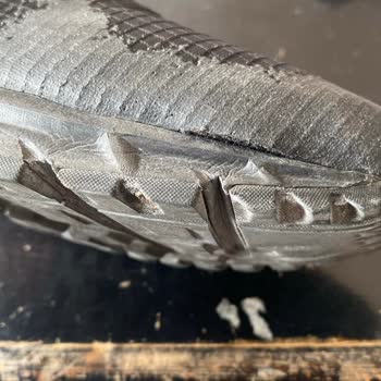 Dolap Defolu Ürün Ve Haksız Kargo Ücretiyle Tatsız Alışveriş Deneyimi