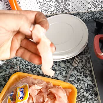 Hakmar Gıda Kasap Reyonunda Beklenen Kaliteyi Bulamadım