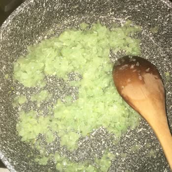 MarmaraBirlik Naturel Soğuk Sıkım Zeytinyağ 500 Ml Cam Şişe