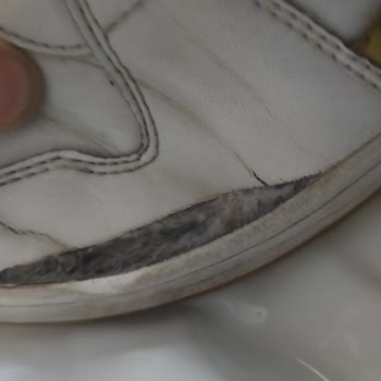 Reebok Ayakkabı 4 Ayda Patladı