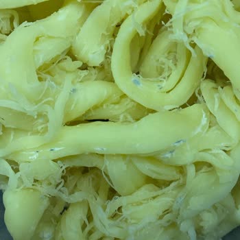 Faruk Gıda Bursa Peynirlerin Küflü Ve Kıl İçinde Gelmesi