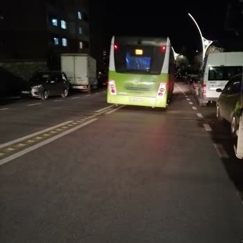 Kocaeli Büyükşehir Belediyesi 550 Numaralı Otobüs Hattında Durak Sorunu