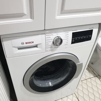 Bosch Varioperfect Serie 6 Çamaşır Makinesinin Kapak Cam Kısmı Patladı