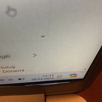 Lenovo Bilgisayar Lenovo Ekran Çerçevesi Çıktı