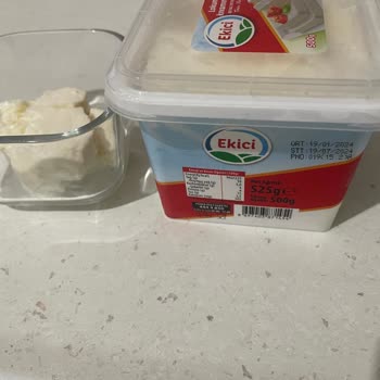 Ekici Peynir Tarihi Geçmemiş Bozuk Ürün