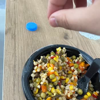 Tat Gıda Tat Marka Bowl İçinden Saç Çıktı