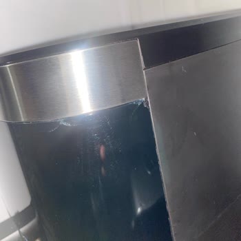 Karaca Airfryer Durduğu Yerde Camsı Kısımda Çatlama Oluyor