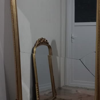 istanbulaynacisi (Instagram) Kusurlu Ürününe Sahip Çıkmadı.