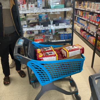 A101 Market Tanıdık İnsanlara Fazla Alıyor Ve Diğer İnsanlara Kalmıyor